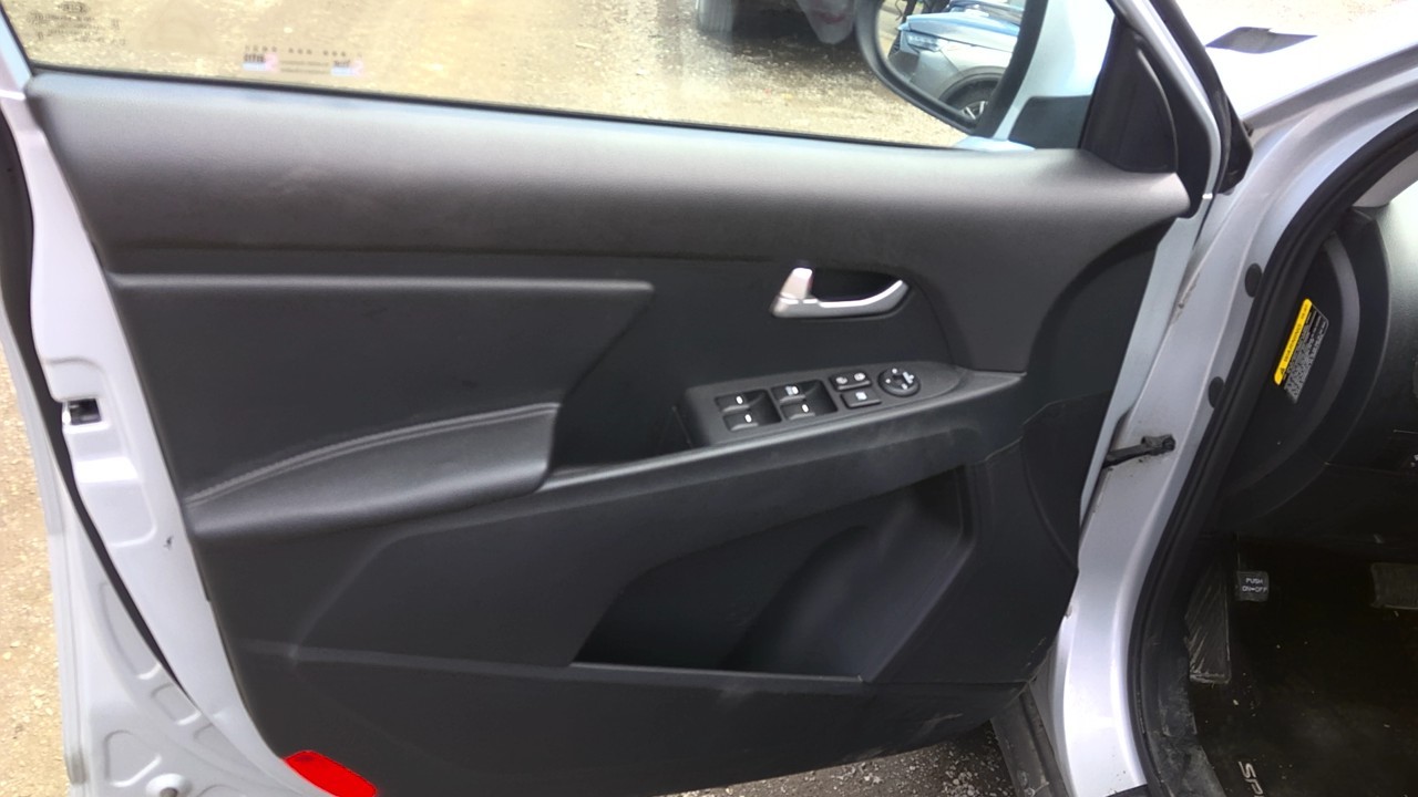 https://f005.backblazeb2.com/file/img-partshotlines-com/Inventory/EC801/Vehicle/219452_07.jpg