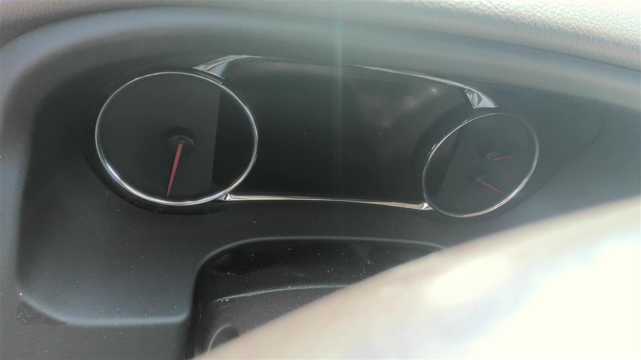 https://f005.backblazeb2.com/file/img-partshotlines-com/Inventory/EC801/Vehicle/219484_12.jpg