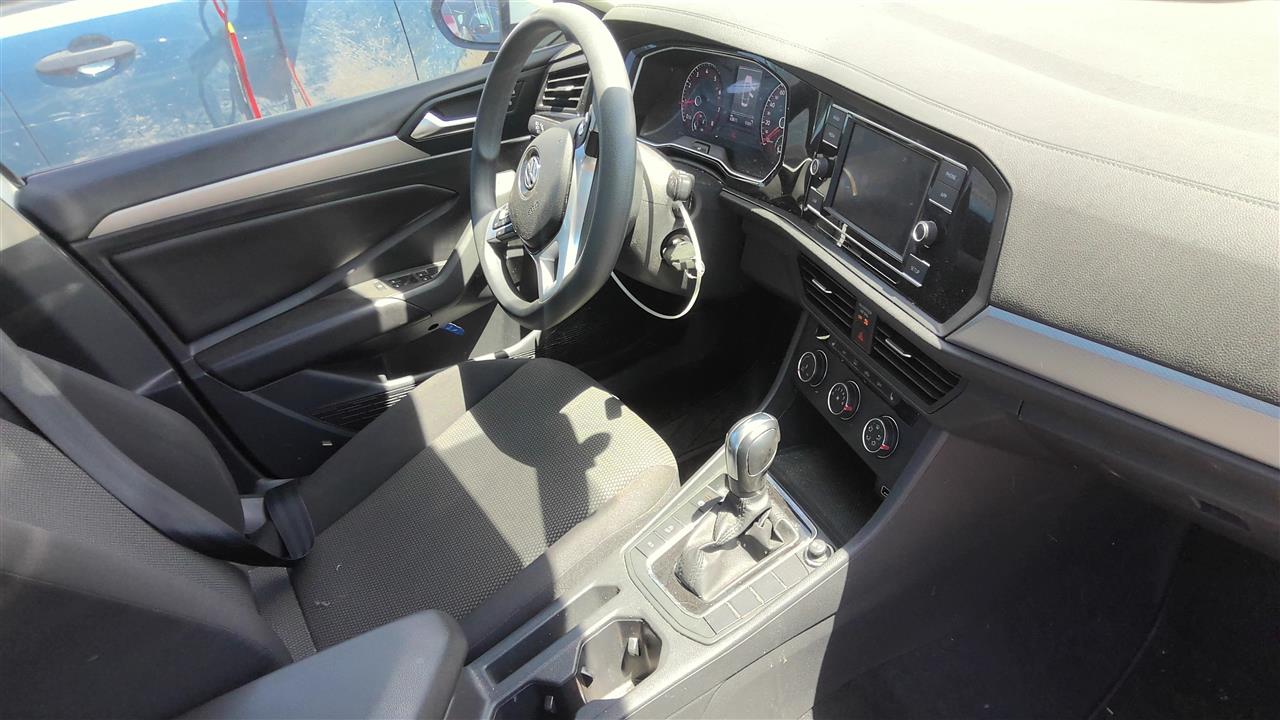 https://f005.backblazeb2.com/file/img-partshotlines-com/Inventory/EC801/Vehicle/219495_11.jpg