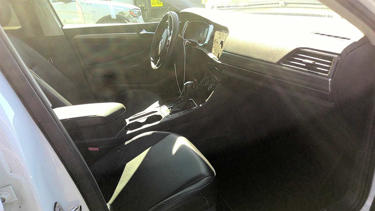 https://f005.backblazeb2.com/file/img-partshotlines-com/Inventory/EC801/Vehicle/219517_06.jpg