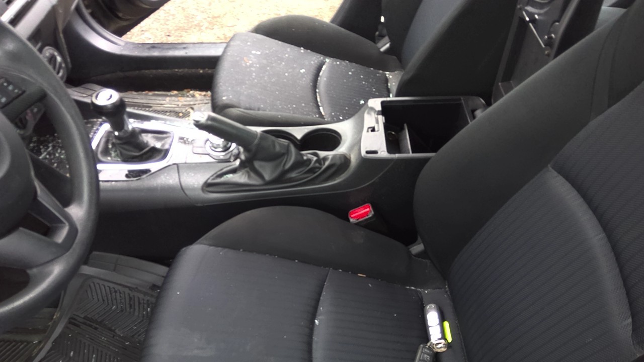 https://f005.backblazeb2.com/file/img-partshotlines-com/Inventory/EC801/Vehicle/219561_09.jpg