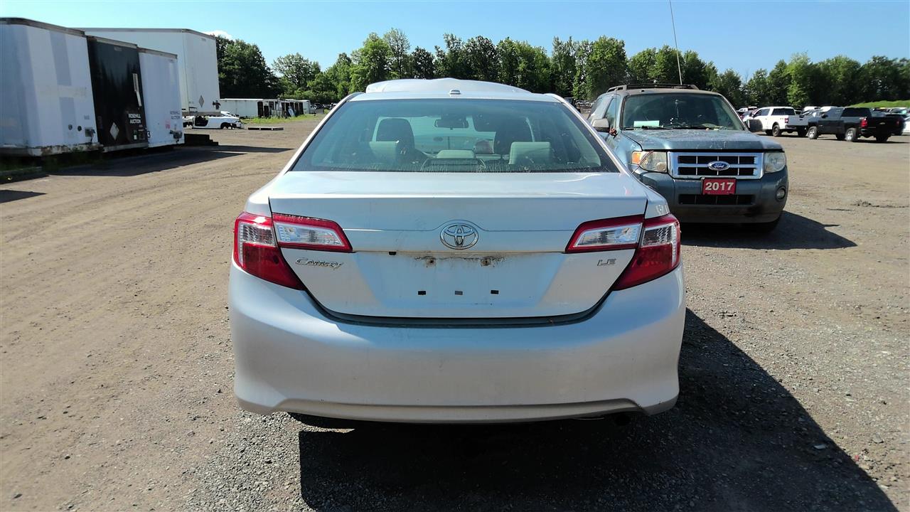 https://f005.backblazeb2.com/file/img-partshotlines-com/Inventory/EC801/Vehicle/219627_04.jpg