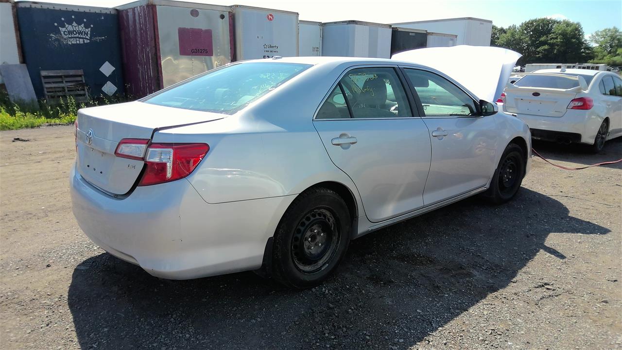https://f005.backblazeb2.com/file/img-partshotlines-com/Inventory/EC801/Vehicle/219627_05.jpg