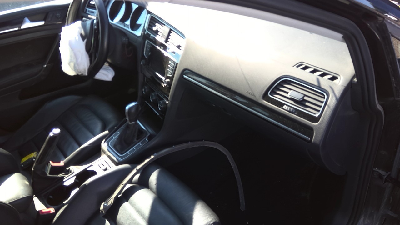 Vehicle/219630_05.jpg