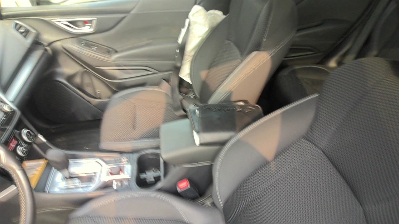 https://f005.backblazeb2.com/file/img-partshotlines-com/Inventory/EC801/Vehicle/219651_07.jpg