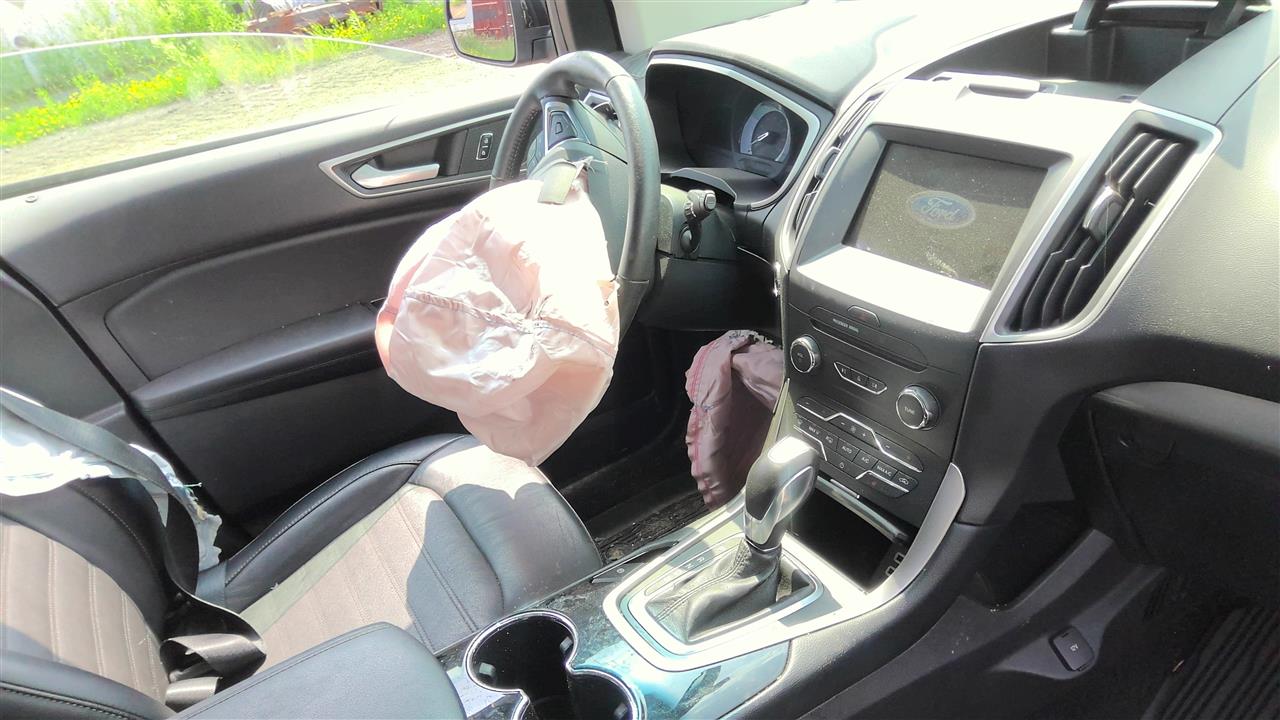 https://f005.backblazeb2.com/file/img-partshotlines-com/Inventory/EC801/Vehicle/219681_11.jpg