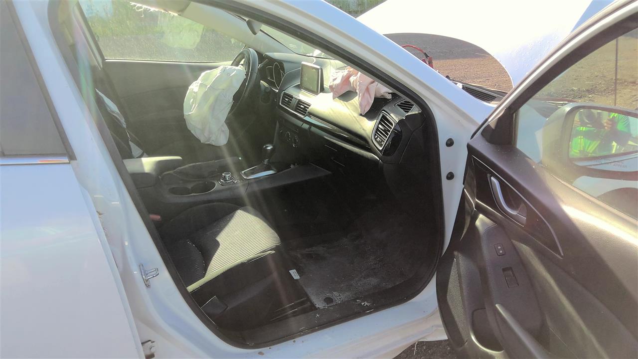 https://f005.backblazeb2.com/file/img-partshotlines-com/Inventory/EC801/Vehicle/219691_10.jpg