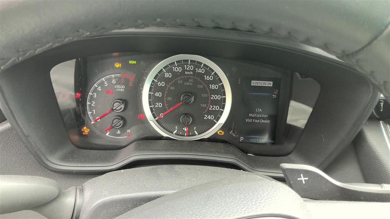 Vehicle/219700_12.jpg
