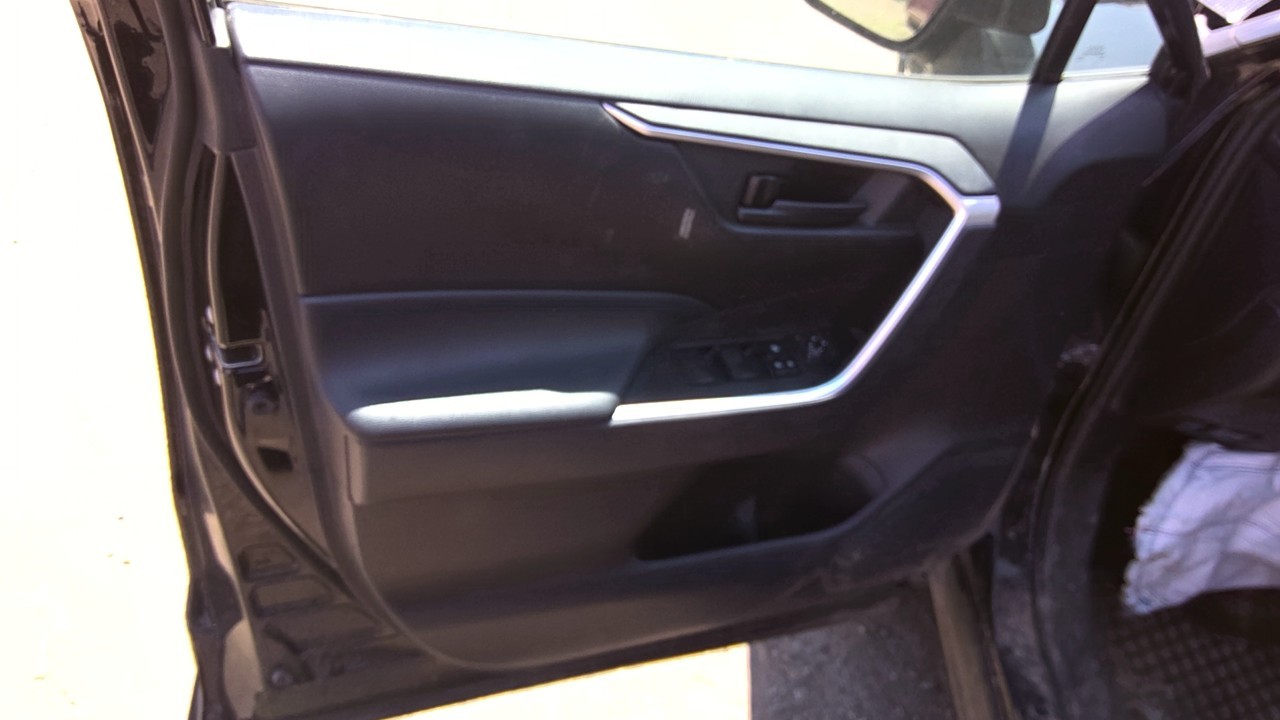 Vehicle/219760_07.jpg
