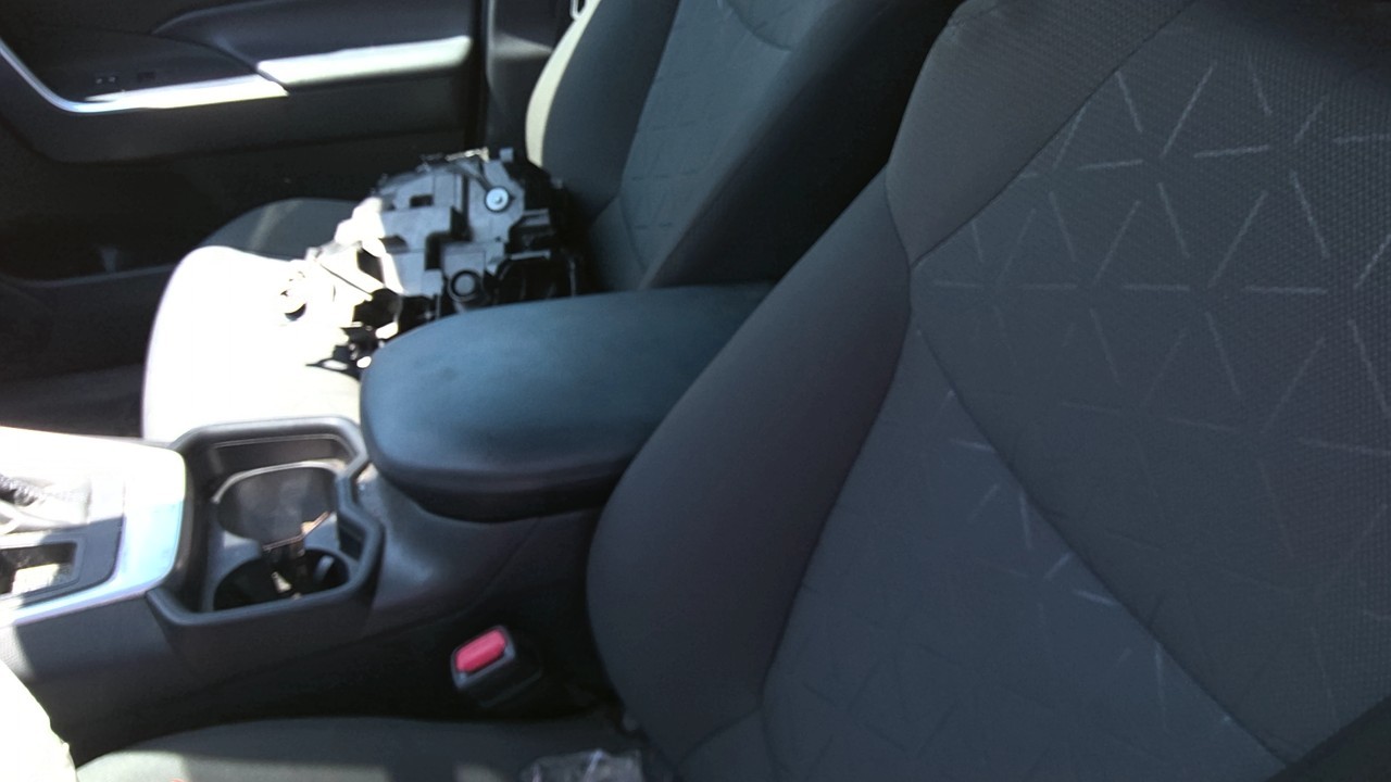 Vehicle/219760_09.jpg