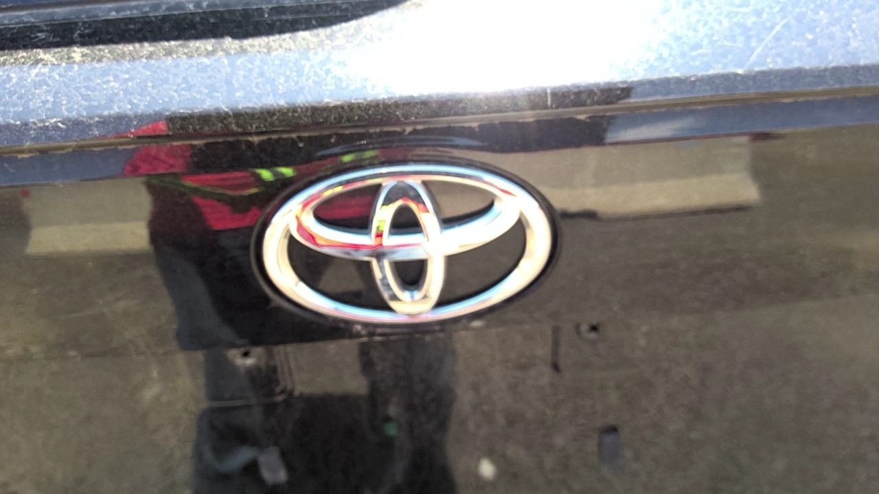 Vehicle/219760_11.jpg