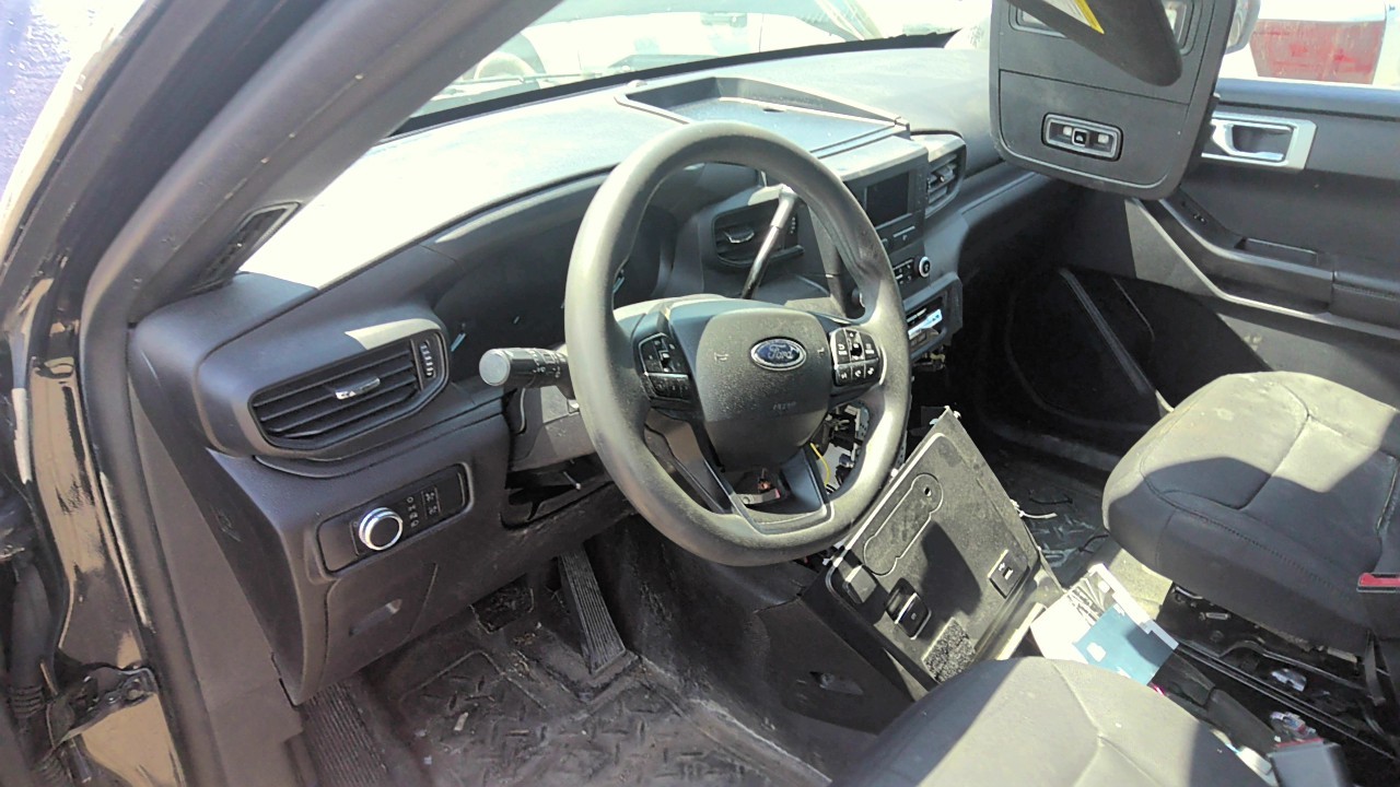 Vehicle/219784_08.jpg