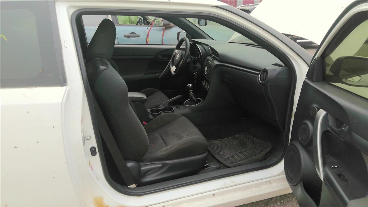 https://f005.backblazeb2.com/file/img-partshotlines-com/Inventory/EC801/Vehicle/219821_10.jpg