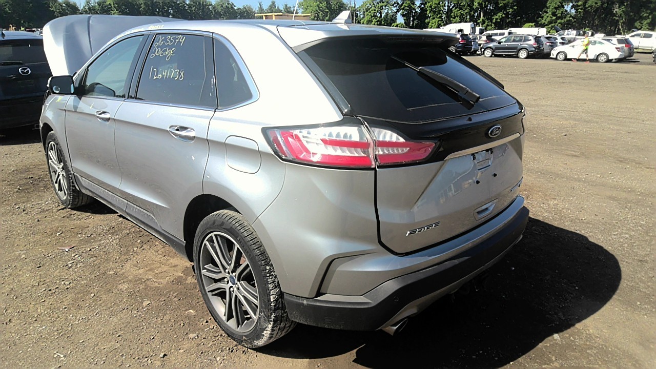 Vehicle/219855_03.jpg