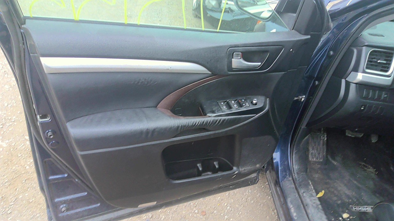 https://f005.backblazeb2.com/file/img-partshotlines-com/Inventory/EC801/Vehicle/219860_07.jpg