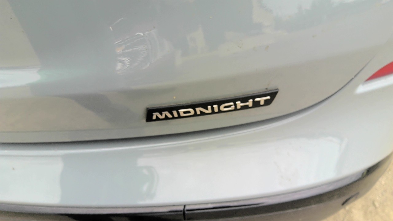 https://f005.backblazeb2.com/file/img-partshotlines-com/Inventory/EC801/Vehicle/219897_12.jpg