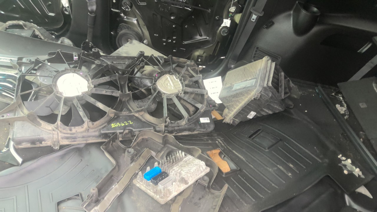 Vehicle/219907_33.jpg