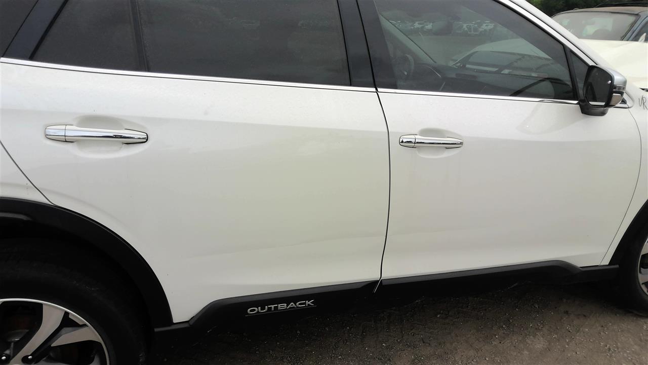 Vehicle/219941_06.jpg