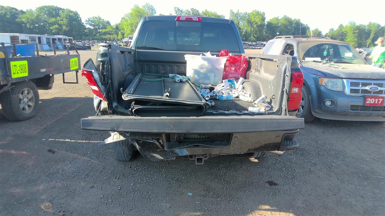 Vehicle/219967_04.jpg