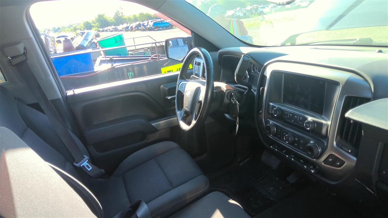 Vehicle/219967_11.jpg