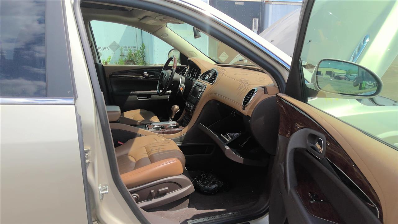 https://f005.backblazeb2.com/file/img-partshotlines-com/Inventory/EC801/Vehicle/220007_10.jpg