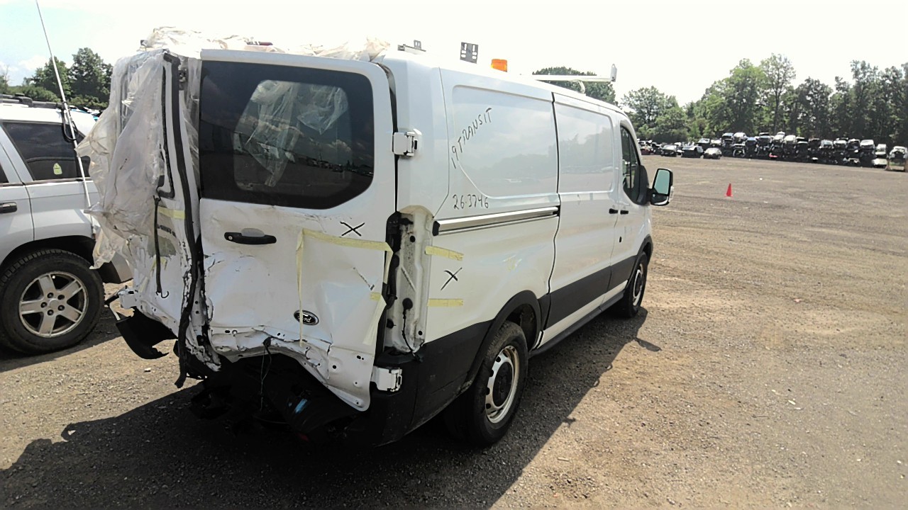 https://f005.backblazeb2.com/file/img-partshotlines-com/Inventory/EC801/Vehicle/220041_04.jpg