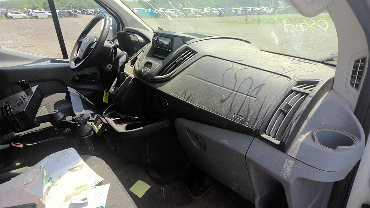 https://f005.backblazeb2.com/file/img-partshotlines-com/Inventory/EC801/Vehicle/220041_05.jpg