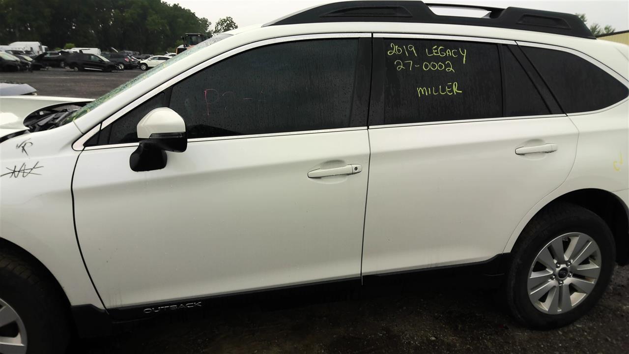 https://f005.backblazeb2.com/file/img-partshotlines-com/Inventory/EC801/Vehicle/220052_02.jpg
