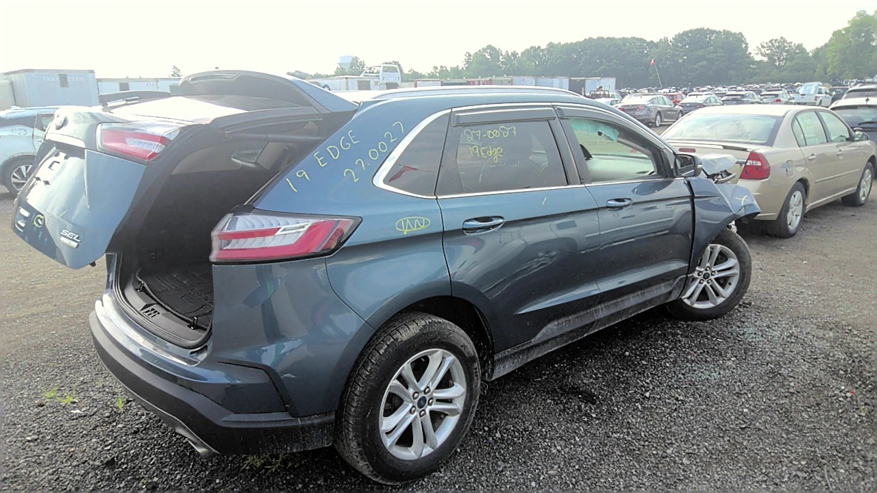 Vehicle/220079_04.jpg