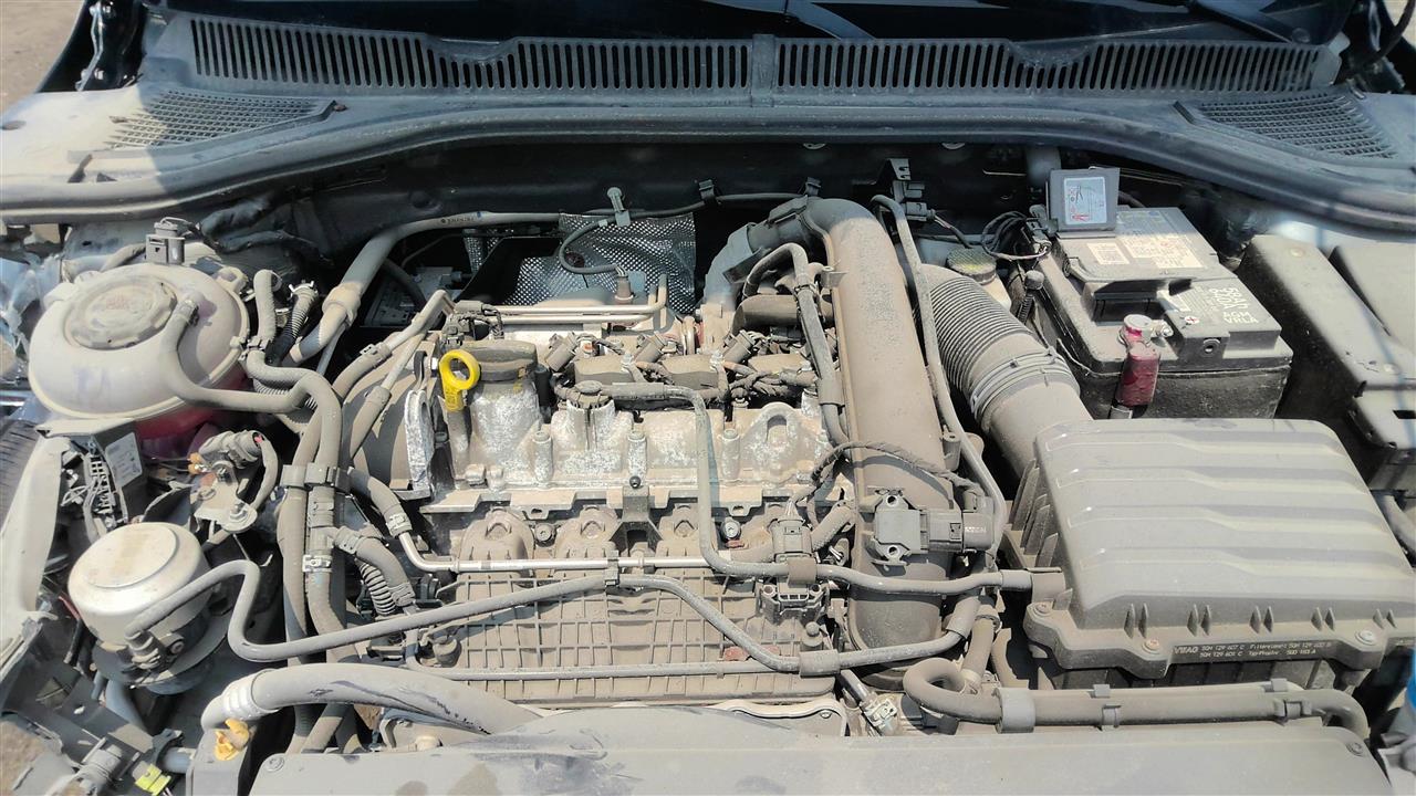 https://f005.backblazeb2.com/file/img-partshotlines-com/Inventory/EC801/Vehicle/220088_09.jpg