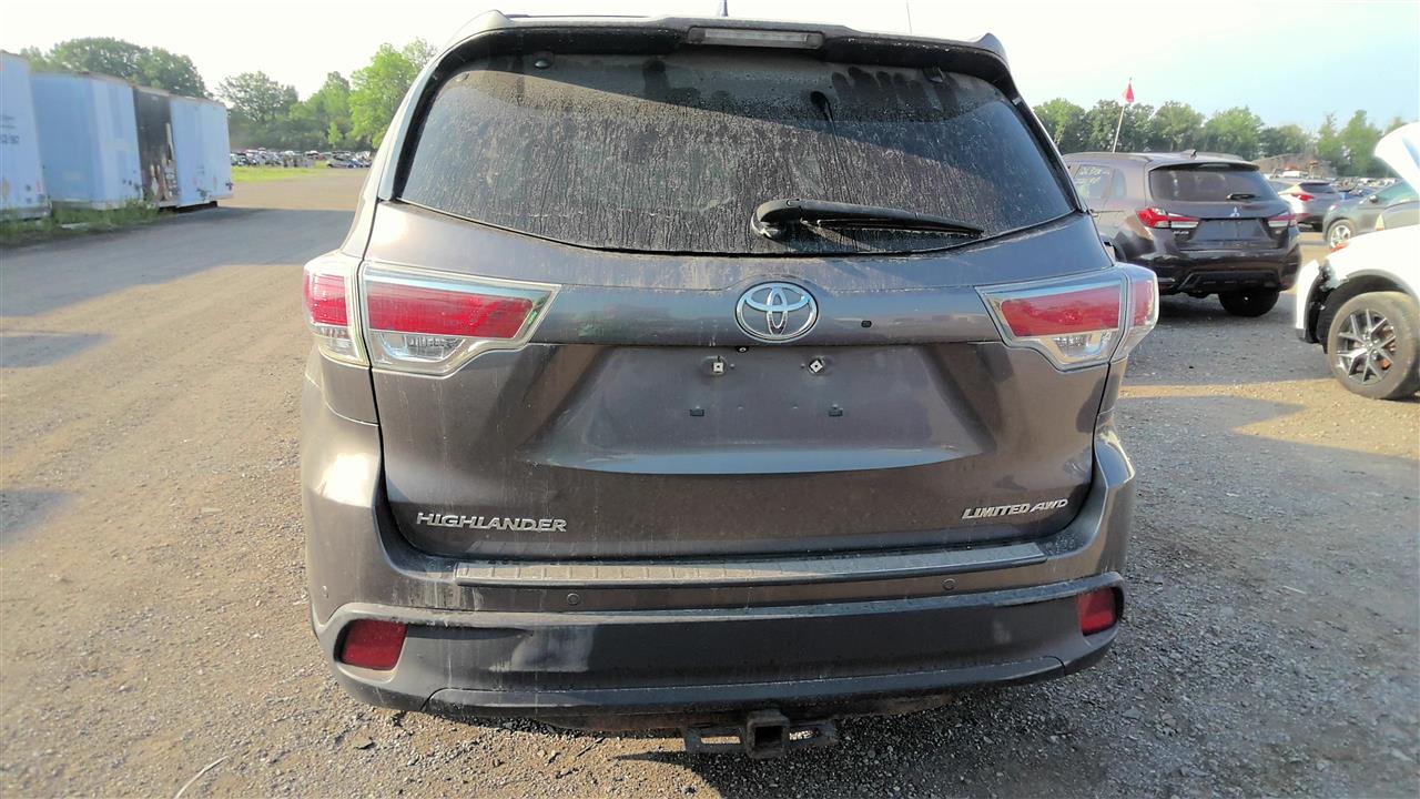 Vehicle/220103_04.jpg