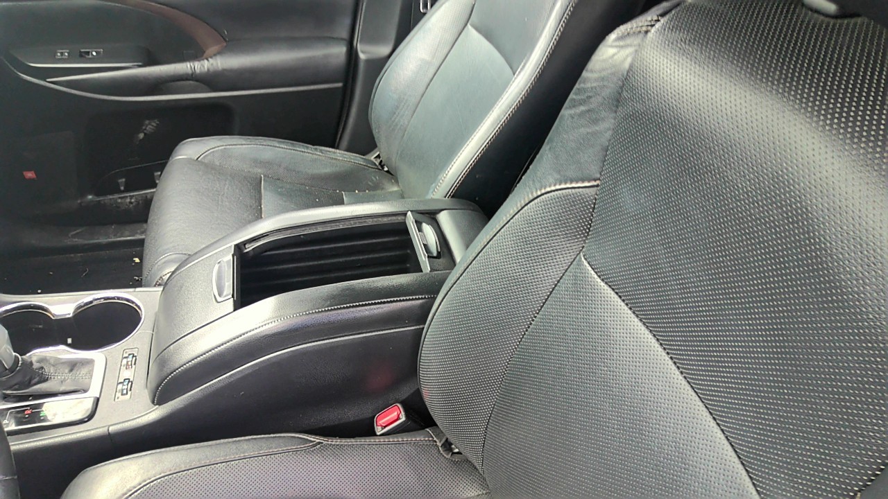 Vehicle/220185_07.jpg