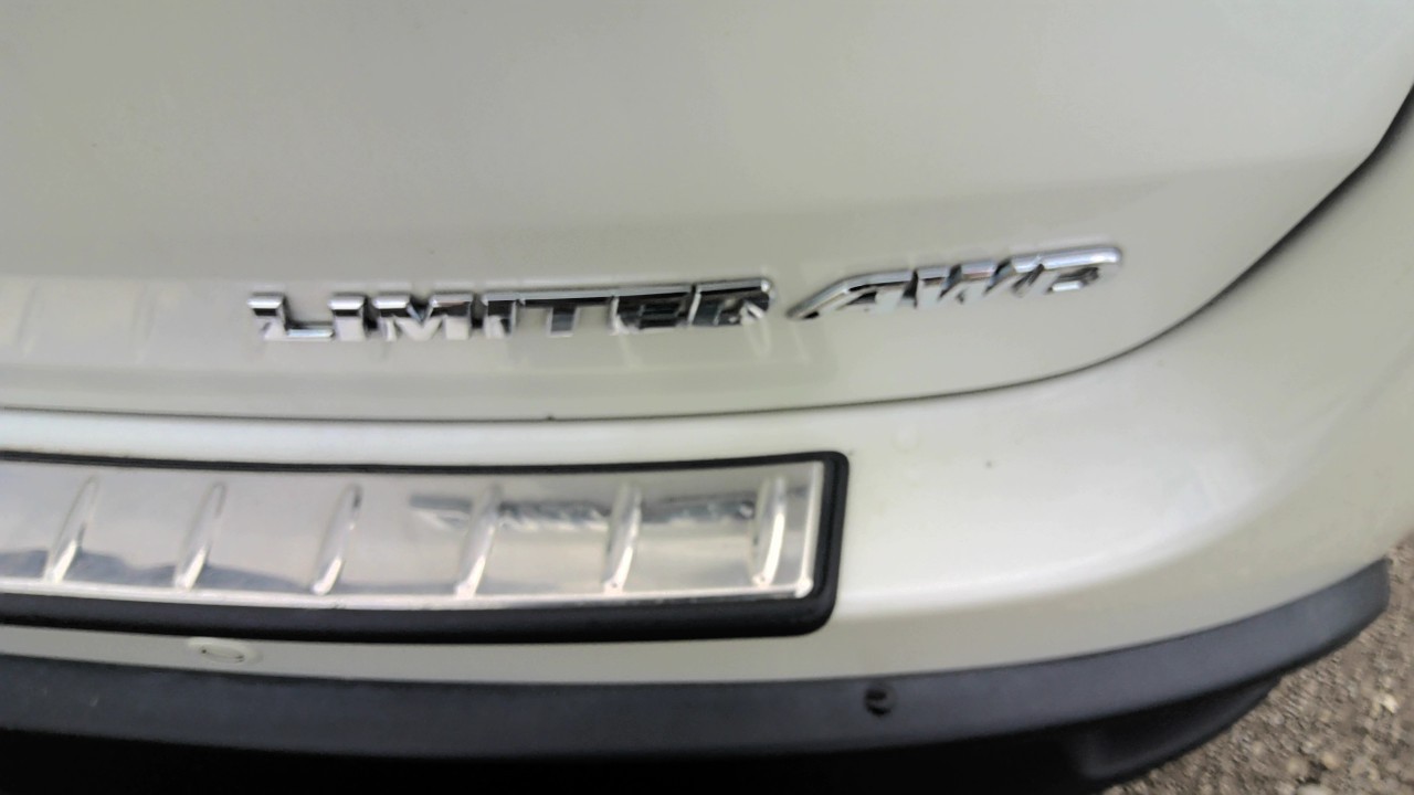 Vehicle/220185_11.jpg