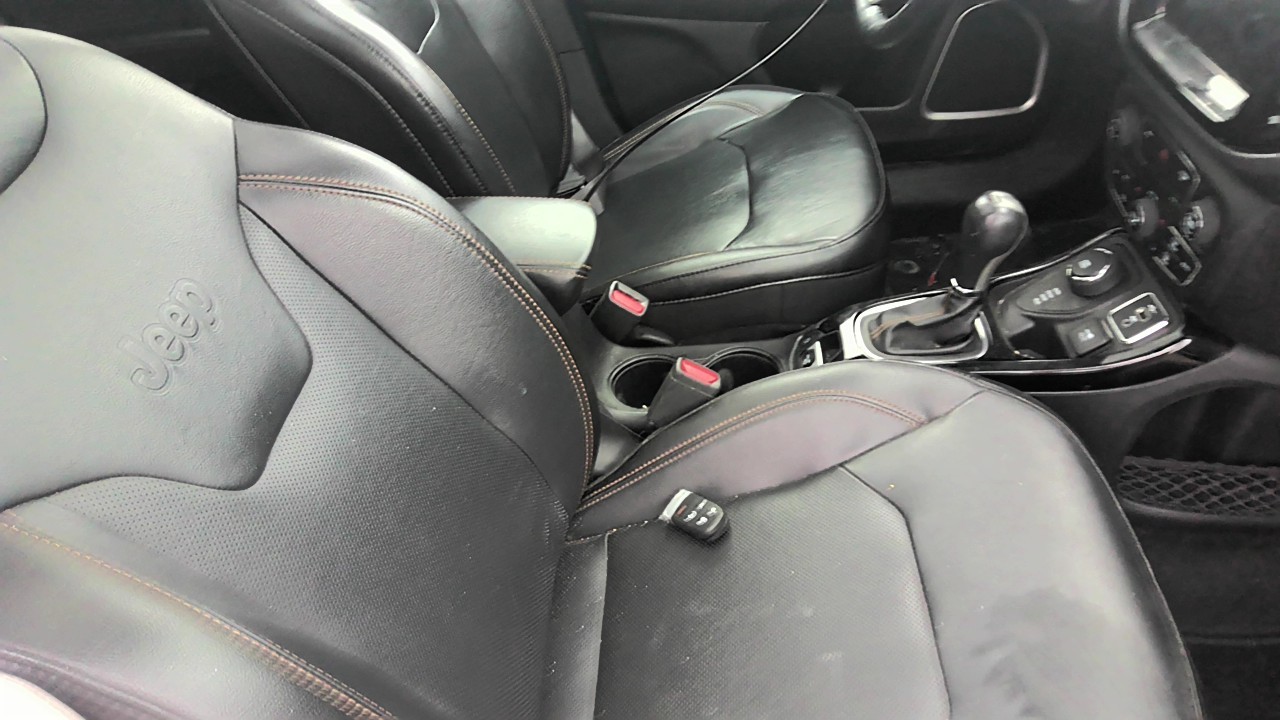 https://f005.backblazeb2.com/file/img-partshotlines-com/Inventory/EC801/Vehicle/220214_06.jpg