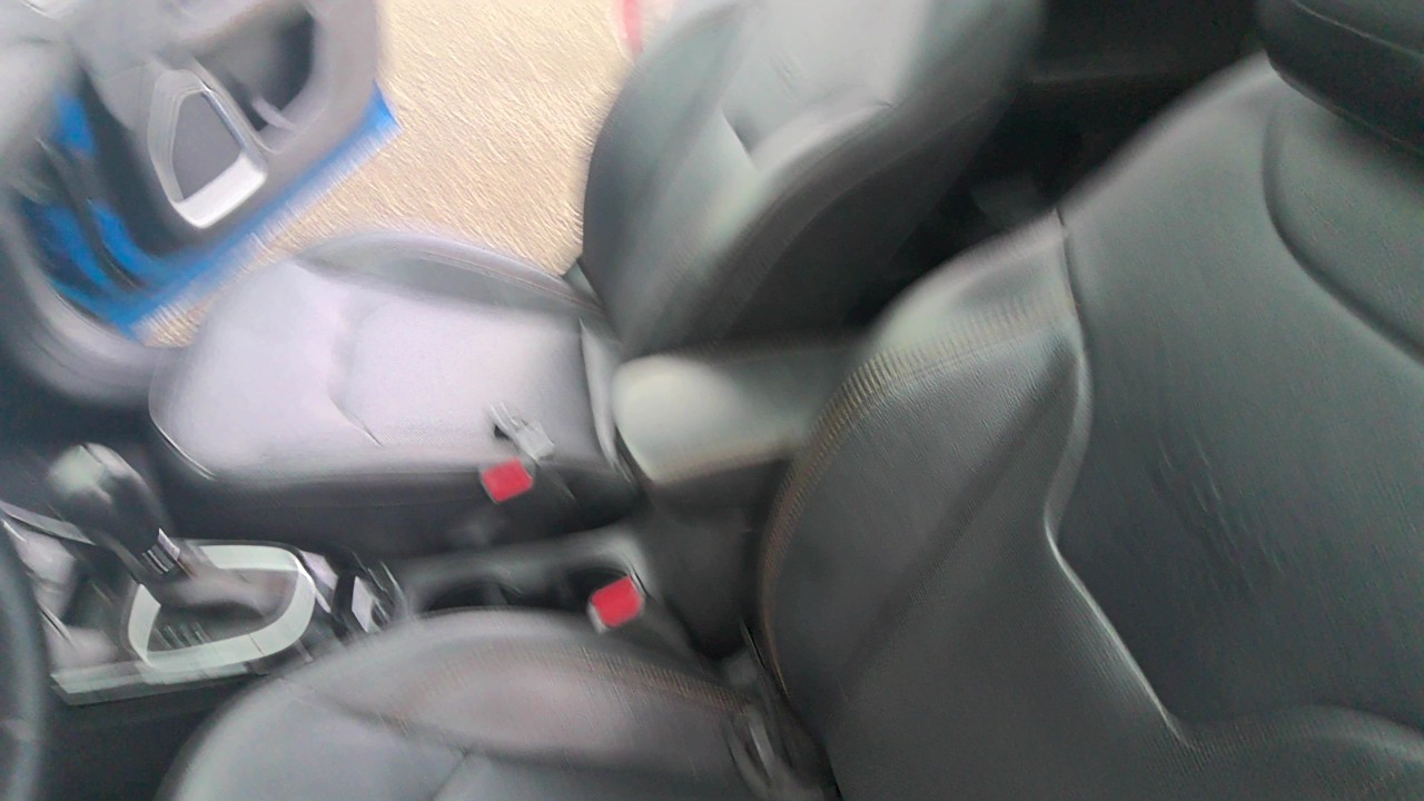 https://f005.backblazeb2.com/file/img-partshotlines-com/Inventory/EC801/Vehicle/220214_09.jpg