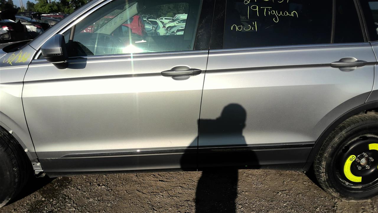 https://f005.backblazeb2.com/file/img-partshotlines-com/Inventory/EC801/Vehicle/220216_02.jpg