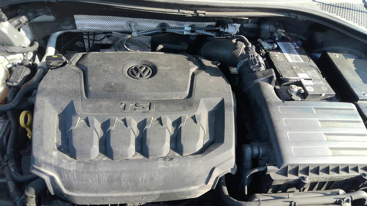 https://f005.backblazeb2.com/file/img-partshotlines-com/Inventory/EC801/Vehicle/220216_10.jpg