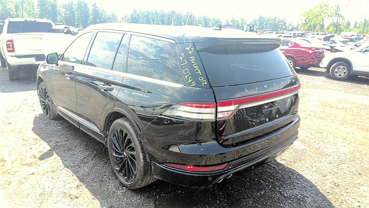https://f005.backblazeb2.com/file/img-partshotlines-com/Inventory/EC801/Vehicle/220319_03.jpg