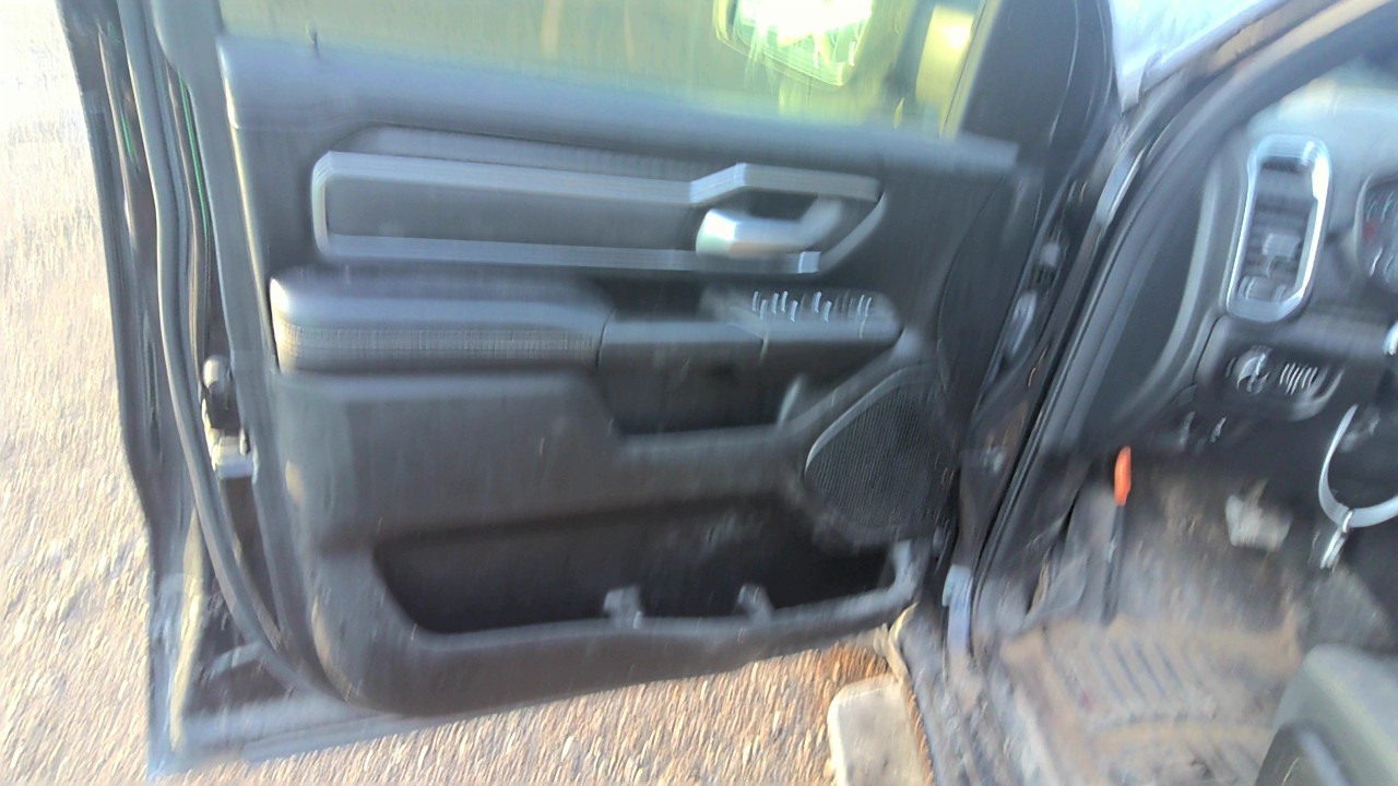 https://f005.backblazeb2.com/file/img-partshotlines-com/Inventory/EC801/Vehicle/220322_07.jpg