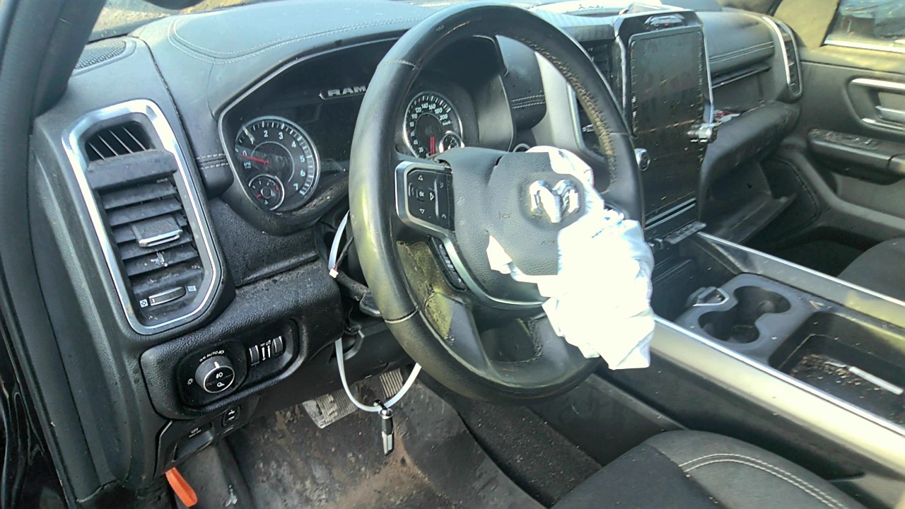 https://f005.backblazeb2.com/file/img-partshotlines-com/Inventory/EC801/Vehicle/220322_08.jpg