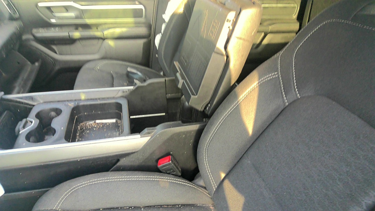 https://f005.backblazeb2.com/file/img-partshotlines-com/Inventory/EC801/Vehicle/220322_09.jpg
