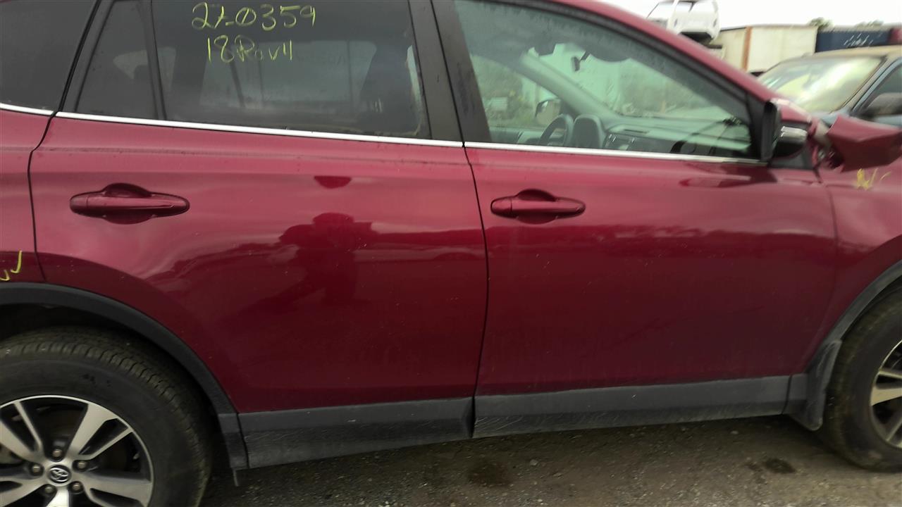 https://f005.backblazeb2.com/file/img-partshotlines-com/Inventory/EC801/Vehicle/220440_06.jpg