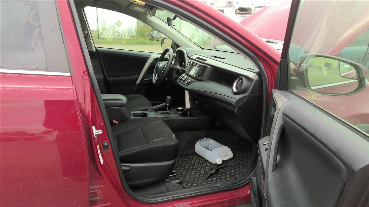 https://f005.backblazeb2.com/file/img-partshotlines-com/Inventory/EC801/Vehicle/220440_10.jpg