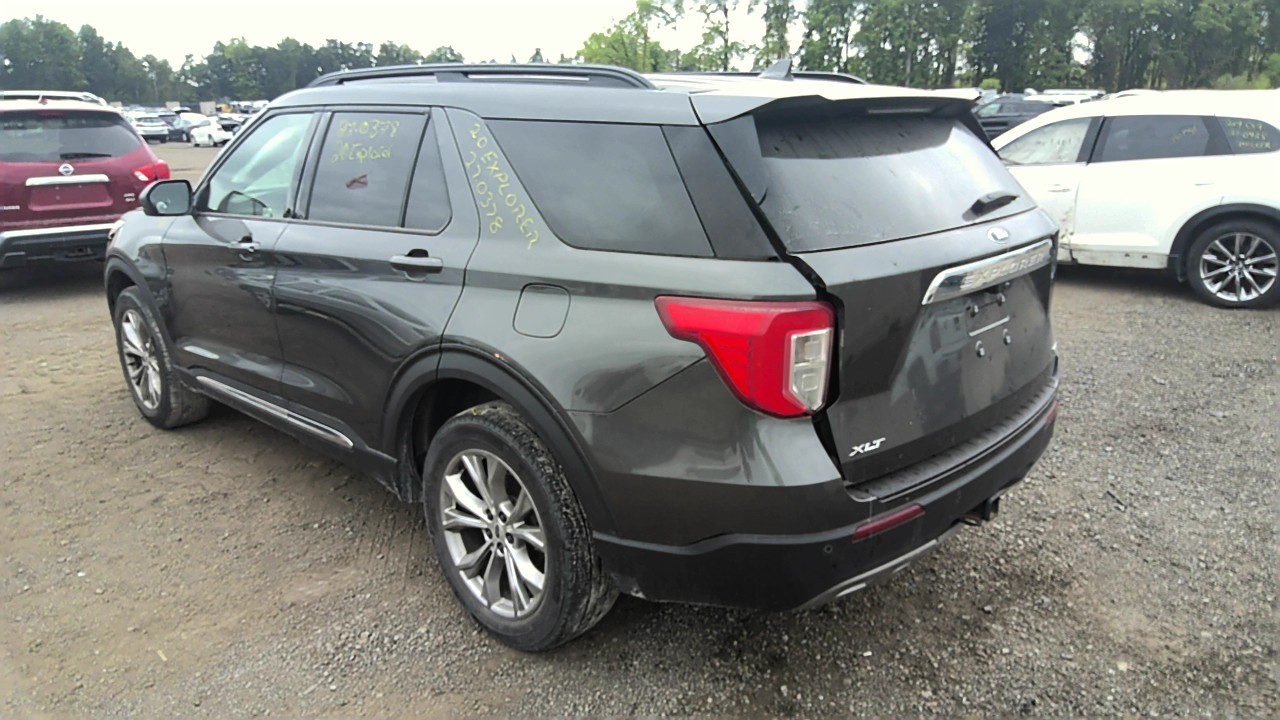 https://f005.backblazeb2.com/file/img-partshotlines-com/Inventory/EC801/Vehicle/220460_03.jpg