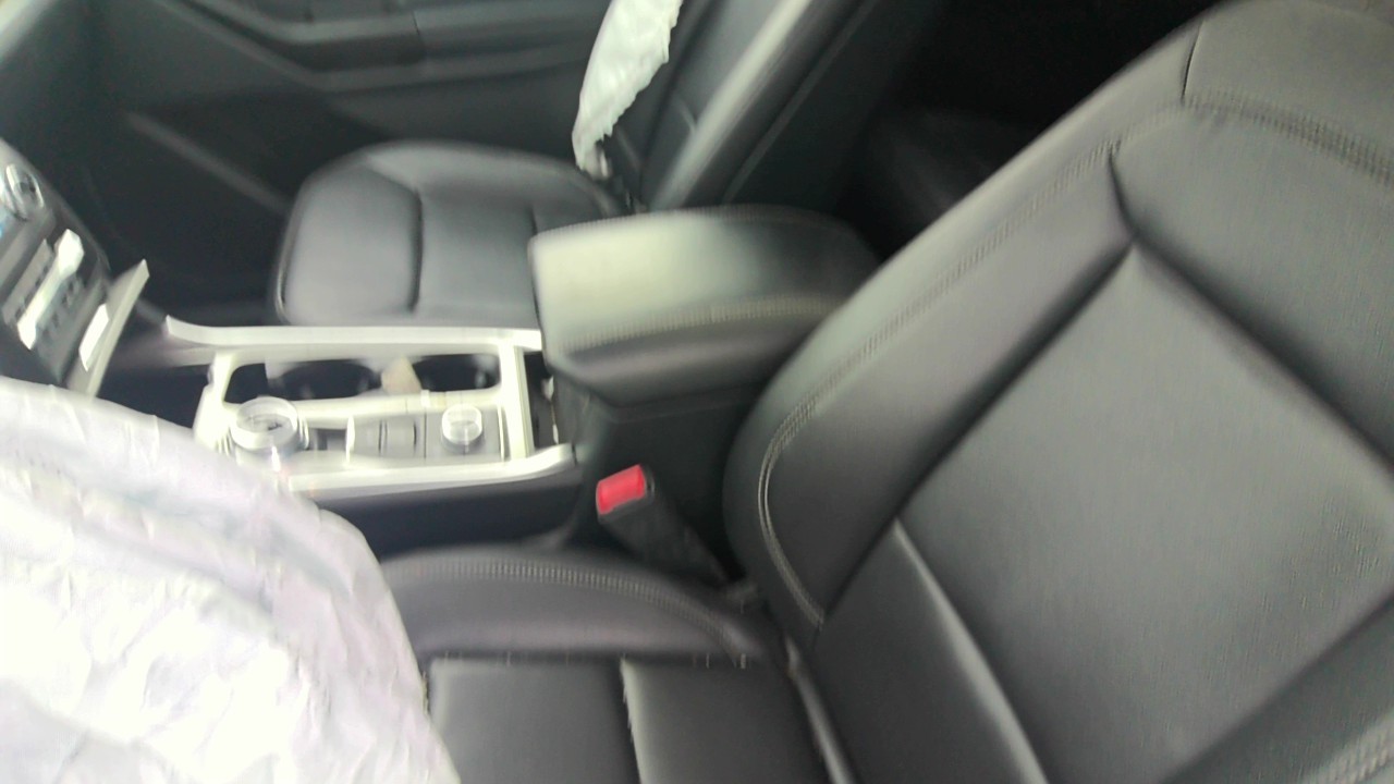 https://f005.backblazeb2.com/file/img-partshotlines-com/Inventory/EC801/Vehicle/220460_09.jpg
