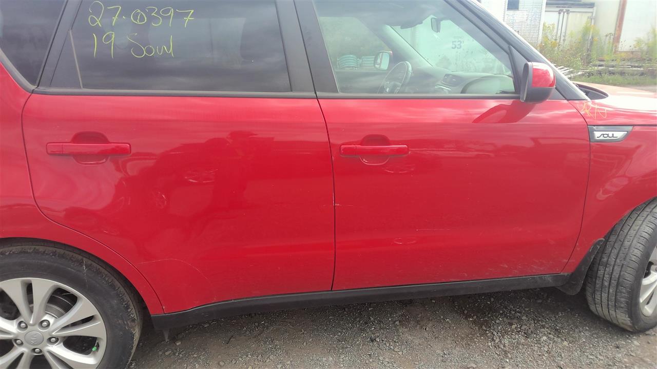 https://f005.backblazeb2.com/file/img-partshotlines-com/Inventory/EC801/Vehicle/220480_06.jpg