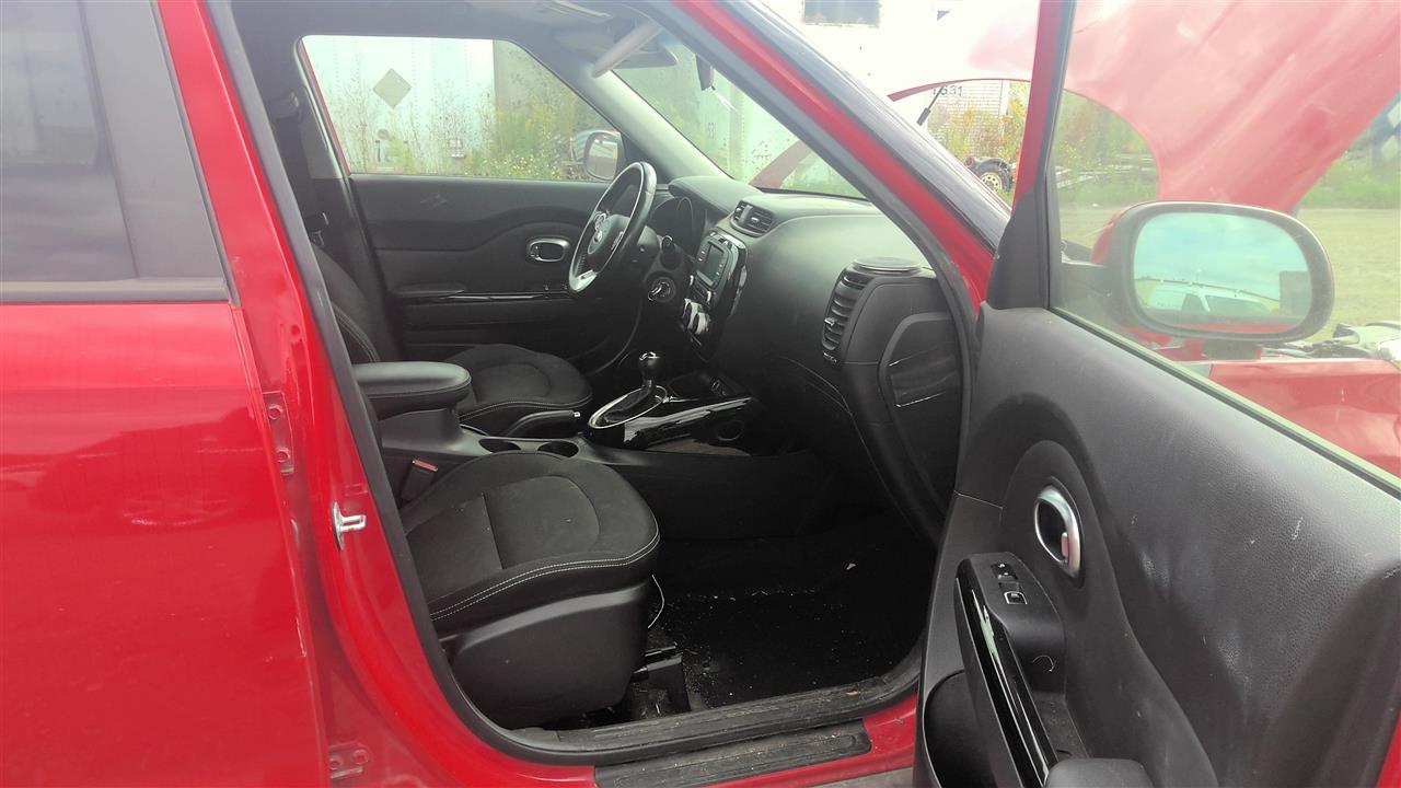 https://f005.backblazeb2.com/file/img-partshotlines-com/Inventory/EC801/Vehicle/220480_10.jpg