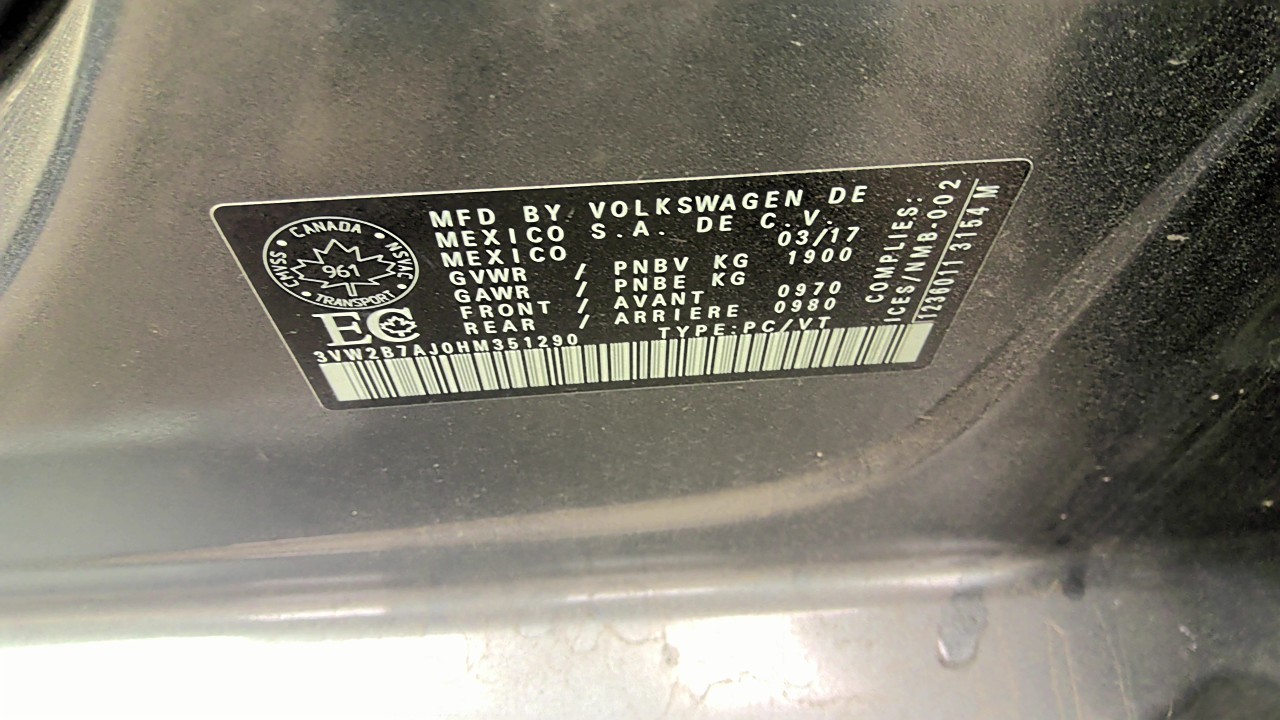 https://f005.backblazeb2.com/file/img-partshotlines-com/Inventory/EC801/Vehicle/220591_10.jpg