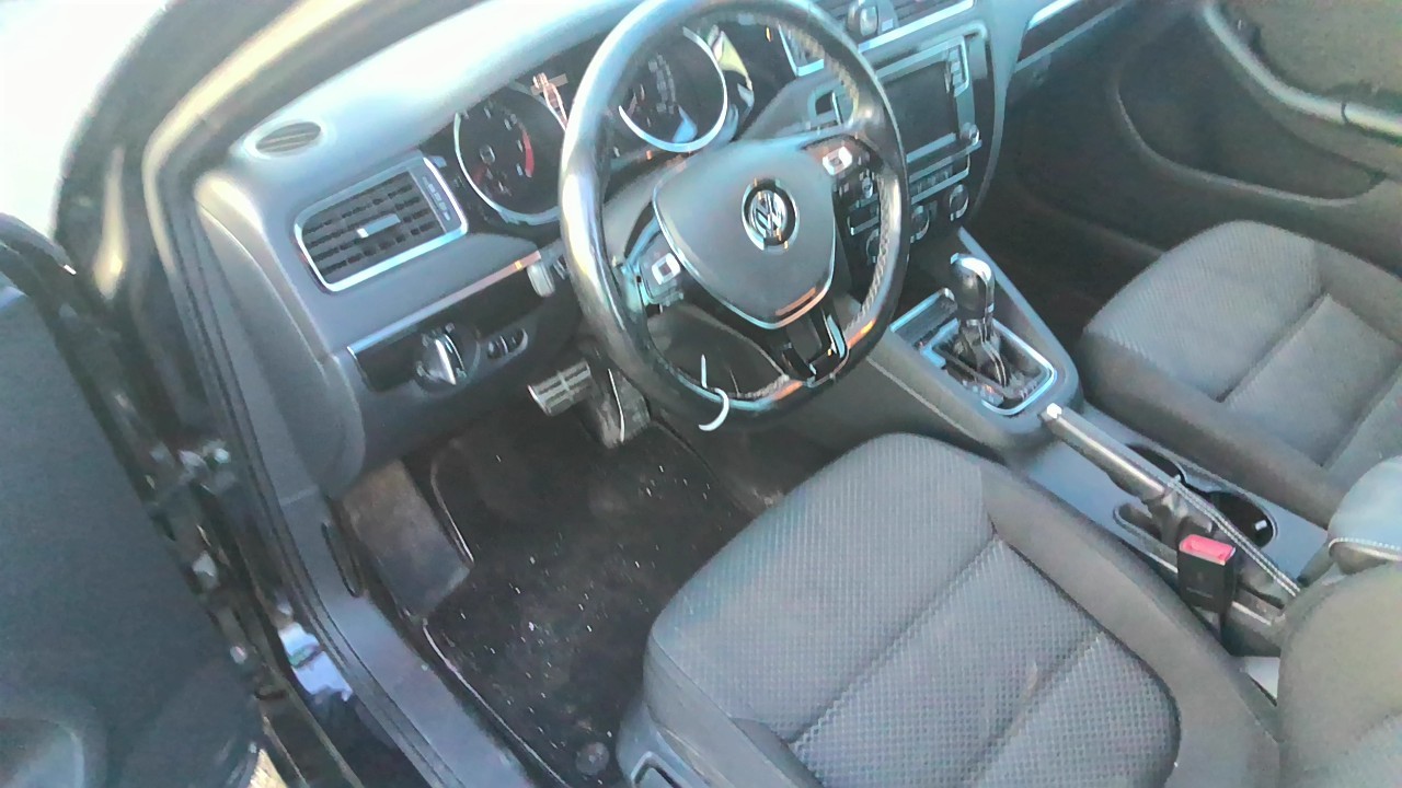 https://f005.backblazeb2.com/file/img-partshotlines-com/Inventory/EC801/Vehicle/220593_08.jpg