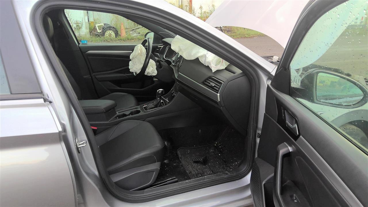https://f005.backblazeb2.com/file/img-partshotlines-com/Inventory/EC801/Vehicle/220715_10.jpg